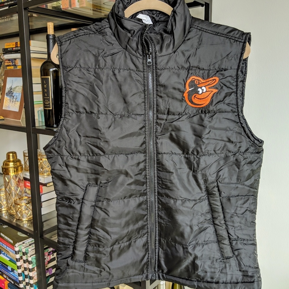 Orioles Black Puffer Vests Unisex in M and XL!!!